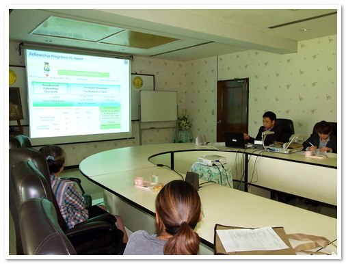 บรรยายพิเศษ เรื่อง Activity in Asia and sharing information about research opportunity in Japan