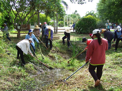 พัฒนาพื้นที่ศูนย์ปฏิบัติการวิจัยและเรือนปลูกพืชทดลอง ครั้งที่ 2
